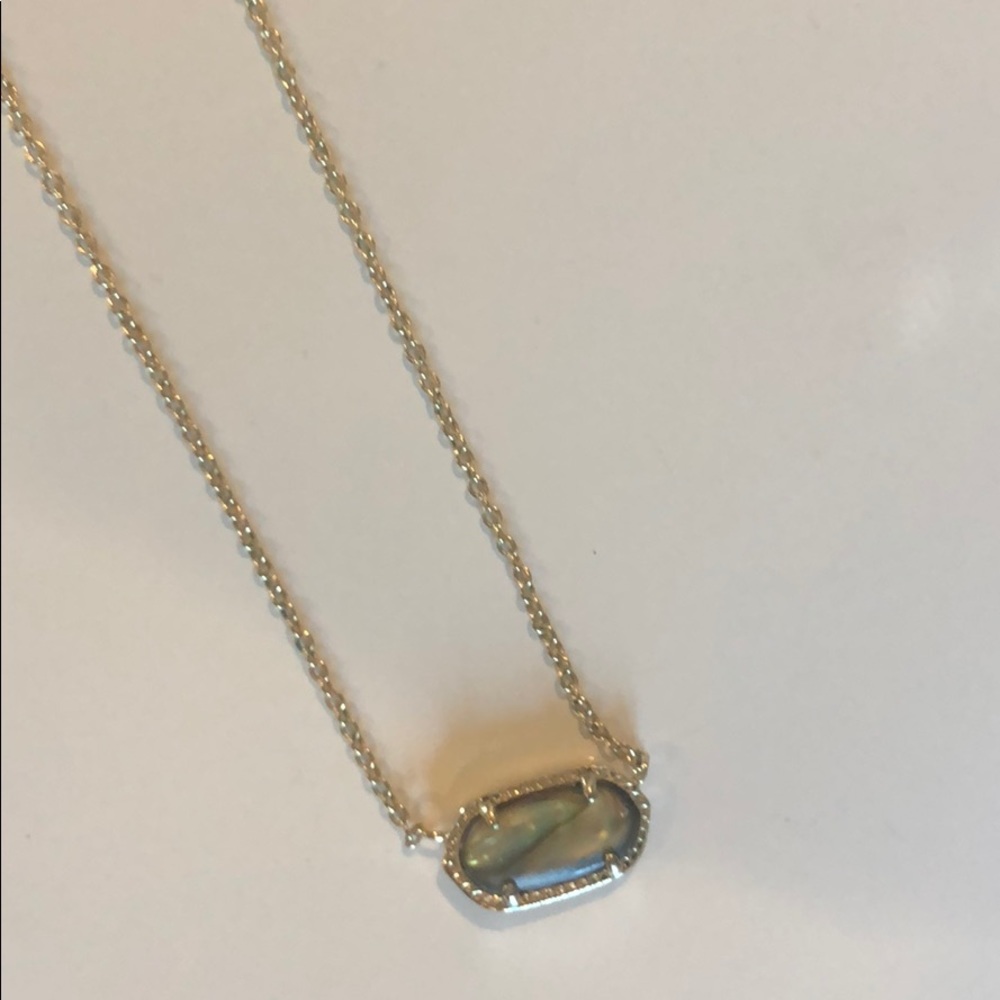 Elisa pendant necklace